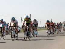 Фоторепортаж с зимнего чемпионата Казахстана по велогонкам