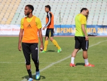 «Тобол» провел двусторонку