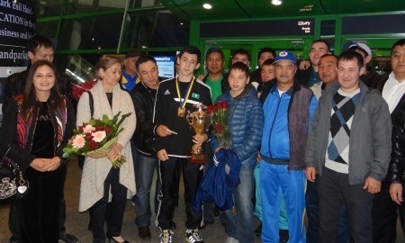 Фоторепортаж со встречи юношеской сборной Казахстана по боксу