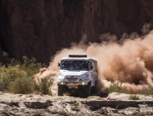 Внедорожник Astana Motorsports приблизился к ТОП-10 Дакара