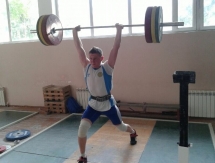 Казахстанские тяжелоатлеты готовятся к чемпионату Мира среди юниоров