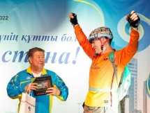 В Казахстане состоялся первый ночной велопробег