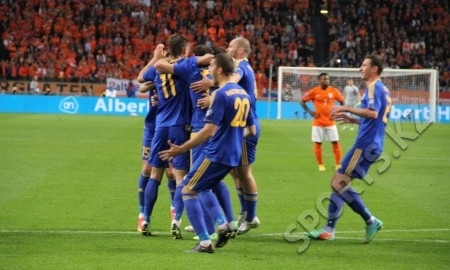 Статистика матча отбора ЕВРО-2016 Нидерланды — Казахстан 3:1