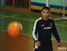 В Актау стартовал турнир по футзалу среди ветеранов