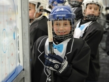 Воспитанники ДЮСШ ХК «Барыс» провели праздничную тренировку на льду