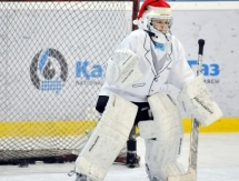 Воспитанники ДЮСШ ХК «Барыс» провели праздничную тренировку на льду