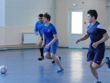 Молодежка «Барыса» продолжает работу