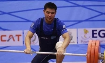 
В копилке сборной Казахстана по тяжелой атлетике еще одно «золото»