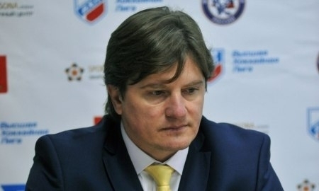 
Андрей Потайчук: «К сожалению, очень легко пропускаем голы и очень тяжело их забиваем»