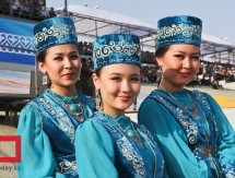 Скакуны Алинура Назарбаева выиграли скачки в честь 550-летия Казахского ханства