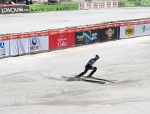 Таканаши и Превц — чемпионы первого дня этапа Кубка мира по прыжкам с трамплина в Алматы