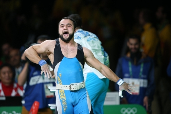 Нижат Рахимов принес Казахстану единственное «золото» тяжелой атлетики
