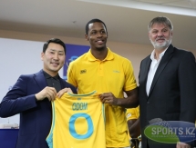 «Астана» представила новичков