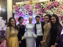 Нуртас спел на пышной свадьбе казахстанского боксера