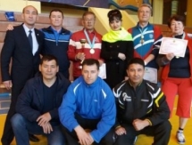 «Золото» и «серебро» привезли актауские теннисисты с чемпионата РК среди ветеранов