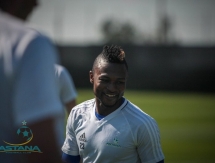 «Астана» провела первую тренировку в ОАЭ