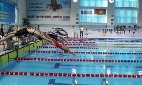 
Казахстанская спортсменка завоевал «золото» на турнире по плаванию в Бресте