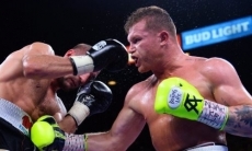 «Пьяный трус». WBC пригрозил Ковалеву серьёзными последствиями за высказывание о бое с «Канело»