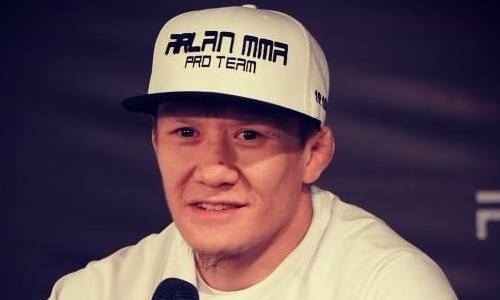 
Раскрыты условия контракта казахстанца Жалгаса Жумагулова с UFC