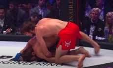 Непобежденный брат российской звезды UFC смял соперника уже в первом раунде. Видео