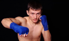 В последний момент сорвался бой казахстанского боксера с 11 победами в профи
