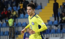 Футболист сборной Казахстана отреагировал на сравнения с легендой «Барселоны»