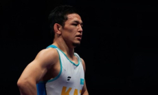 Казахстанский борец на разгроме вышел в финал чемпионата Азии