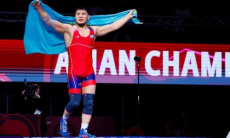 Казахстанский борец признался, кому посвятил победу над принципиальным соперником из Узбекистана