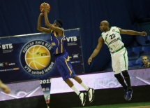 Фоторепортаж с матча ВТБ «Будивельник» — «Астана Тайгерс» 71:82