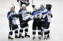 Фоторепортаж с матча ВХЛ ХК Саров — «Казцинк-Торпедо» 1:4