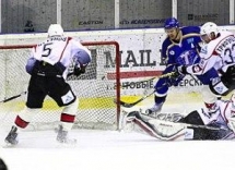 И вновь с разницей в три шайбы