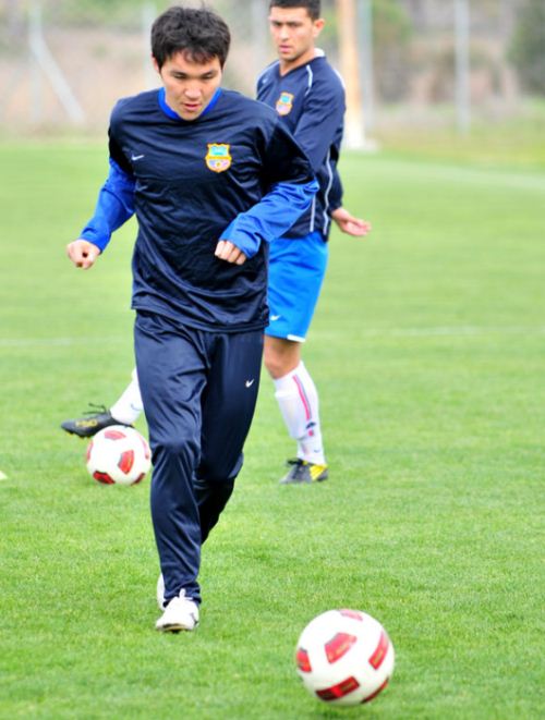 Эмиль Кенжисариев: «Привык к атмосфере в Актобе»