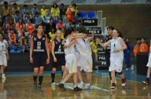 На паркете — школьники!