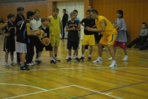 Известные баскетболисты посетили участников «Кубка Надежды»