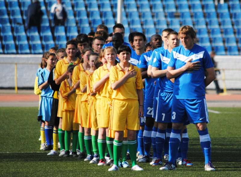 Фоторепортаж с матча 10-го тура Премьер-Лиги «Иртыш» — «Тараз» 1:1