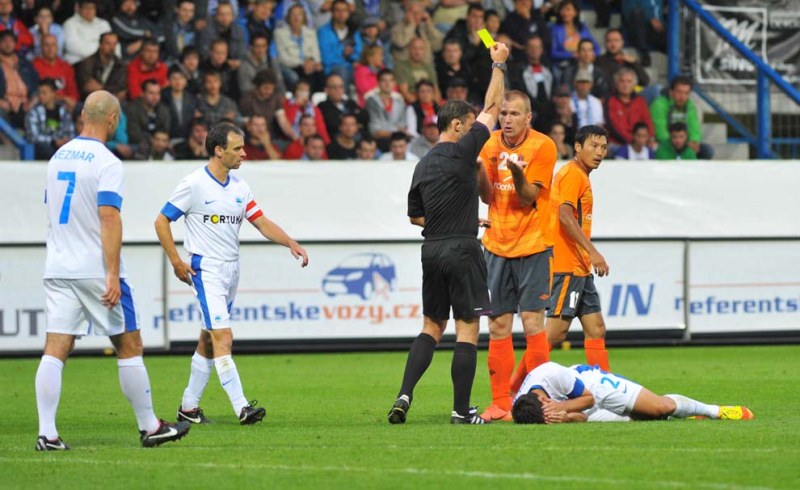 Фоторепортаж с матча второго отборочного раунда Лиги Чемпионов «Слован» — «Шахтер» 1:0