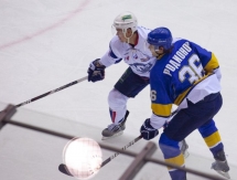 Фоторепортаж с матча ВХЛ «Казцинк-Торпедо» — «Южный Урал» 3:0