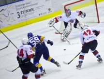 Фоторепортаж с матча ВХЛ «Казцинк-Торпедо» — «Челмет» 2:1