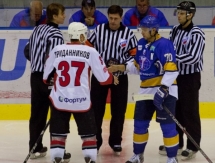 Фоторепортаж с матча ВХЛ «Казцинк-Торпедо» — «Челмет» 2:1