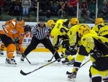 Фоторепортаж с матча ВХЛ «Ермак» — «Сарыарка» 0:2