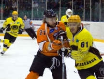 Фоторепортаж с матча ВХЛ «Ермак» — «Сарыарка» 0:2