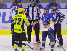 Фоторепортаж с матча ВХЛ «Казцинк-Торпедо» — «Сарыарка» 3:5