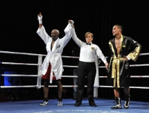 Фоторепортаж с матчевой встречи WSB «Астана Арланс» — «USA Nokauts» 5:0