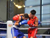 Фоторепортаж с дневной сессии четвертьфиналов чемпионата Казахстана по боксу