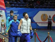 Фоторепортаж с дневной сессии полуфиналов чемпионата Казахстана по боксу