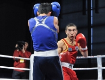 Фоторепортаж с вечерней сессии полуфиналов чемпионата Казахстана по боксу