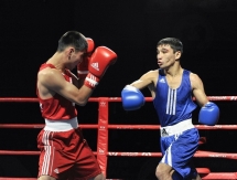 Фоторепортаж с вечерней сессии полуфиналов чемпионата Казахстана по боксу