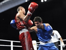 Фоторепортаж с вечерней сессии полуфиналов чемпионата Казахстана по боксу