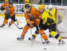 Фоторепортаж с матча ВХЛ «Ермак» — «Сарыарка» 0:2