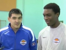 Дэвид Нейсбит отвечает на вопросы журналистов